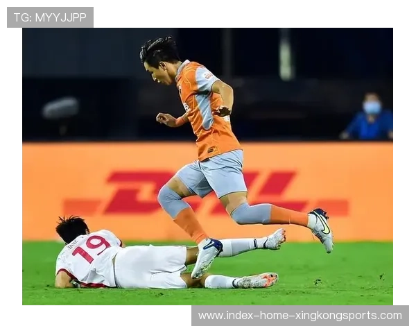 反越位单刀推进冷静收尾赢得三分