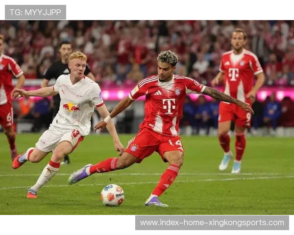 凯恩禁区前回撤串联进攻，拜仁攻势层层展开：一场战术美学的前瞻解码