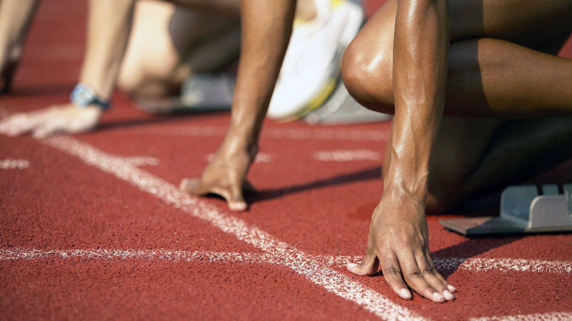 滑板与跑步混合“Cross Run” 先跑后滑形式新颖